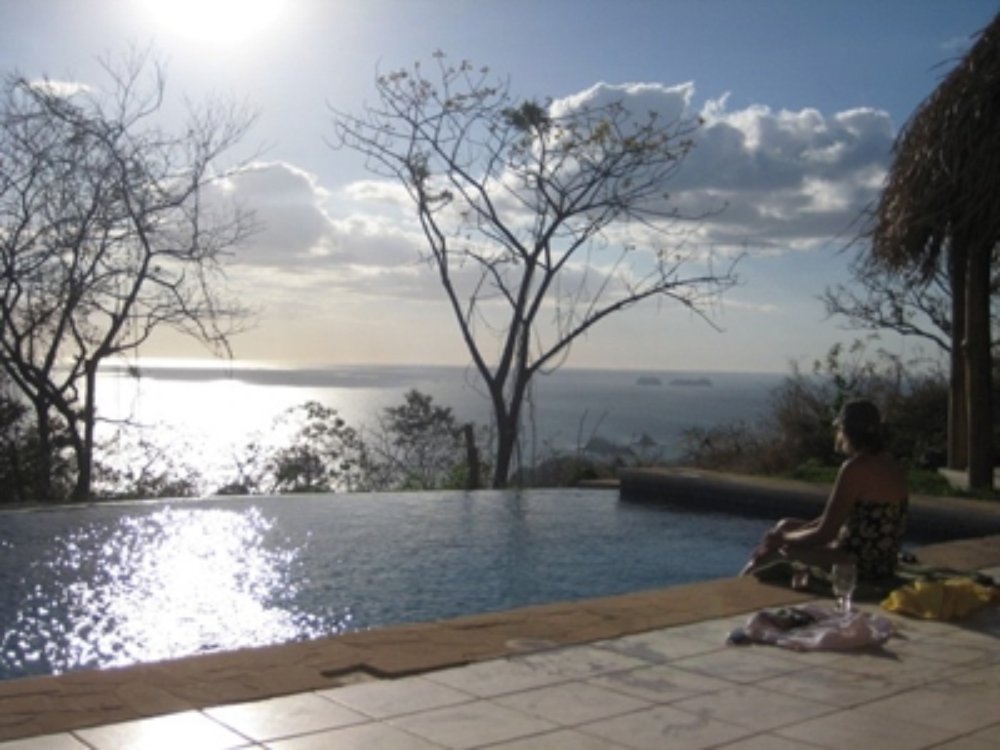 flamingo spectacular views
 - Costa Rica