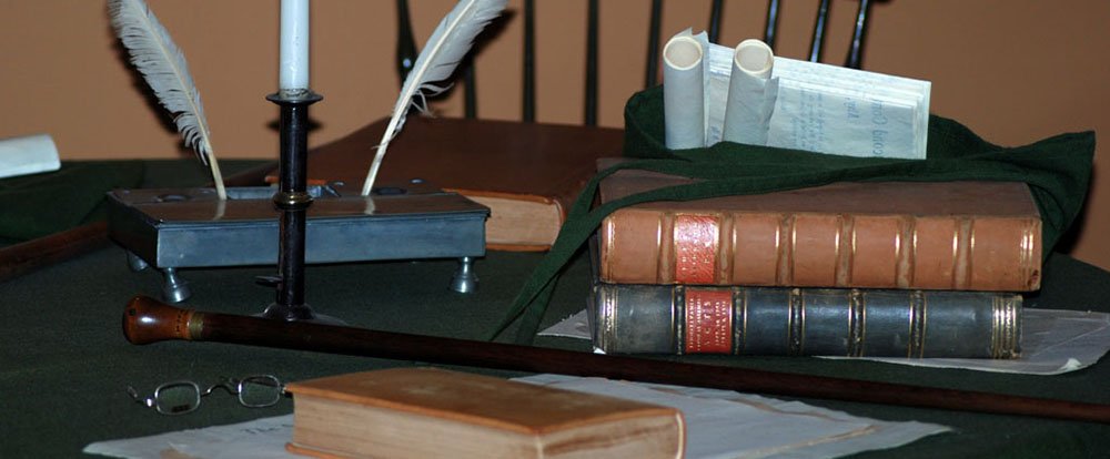 old books feather pen
 - Costa Rica
