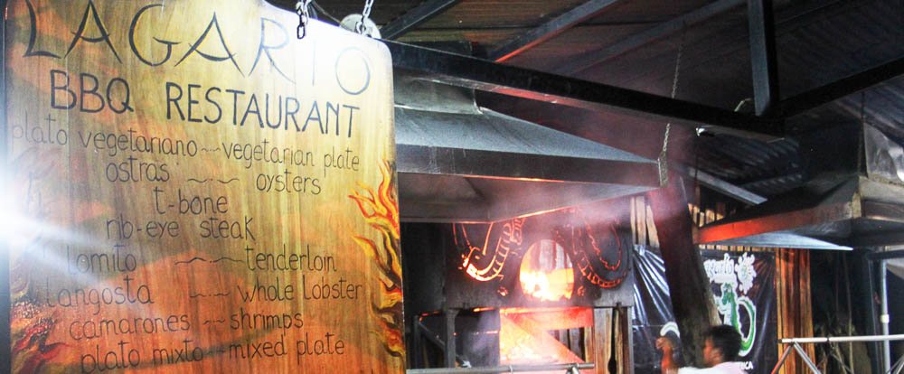 lagarto bbq sign 
 - Costa Rica