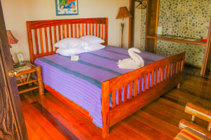 Bed Aguila De Osa Drake Bay
 - Costa Rica