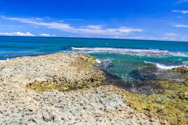 playa negra blue sky 
 - Costa Rica