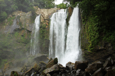 nauyaca waterfalls tall fall 
 - Costa Rica