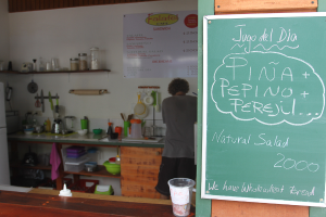 juice of the day sign falafel cafe 
 - Costa Rica