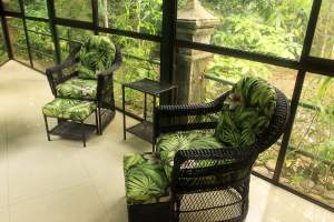 hotel sanbada mani pedi 
 - Costa Rica